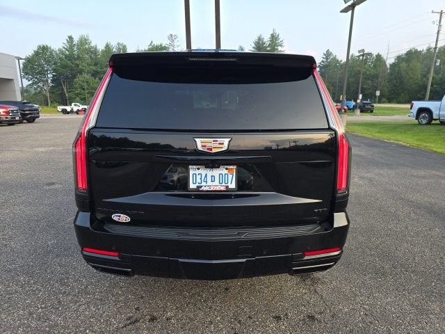 2025 Cadillac Escalade Sport Platinum