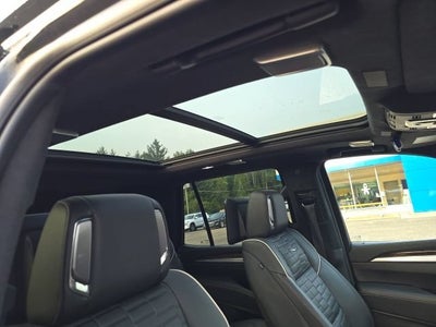 2025 Cadillac Escalade Sport Platinum
