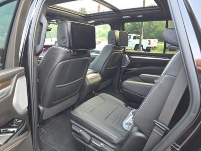 2025 Cadillac Escalade Sport Platinum