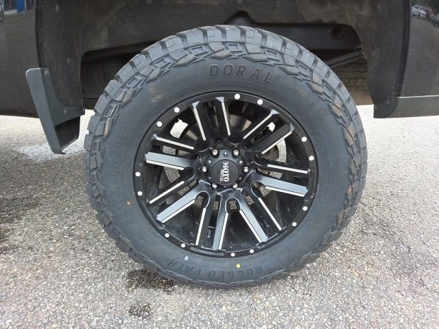 2023 Chevrolet Silverado 1500 Custom Trail Boss