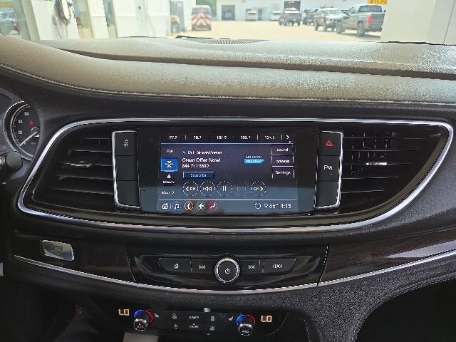 2020 Buick Enclave Essence