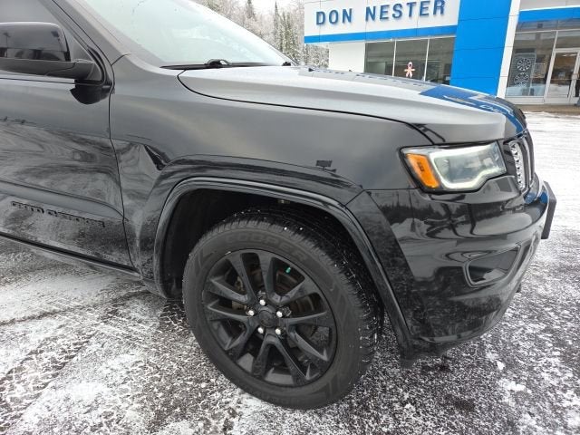 2020 Jeep Grand Cherokee Laredo