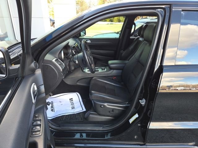 2020 Jeep Grand Cherokee Laredo