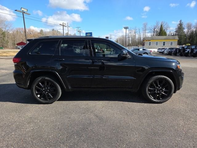 2020 Jeep Grand Cherokee Laredo