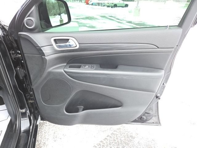 2020 Jeep Grand Cherokee Laredo