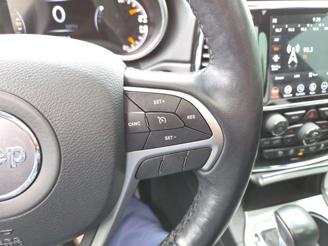 2020 Jeep Grand Cherokee Laredo