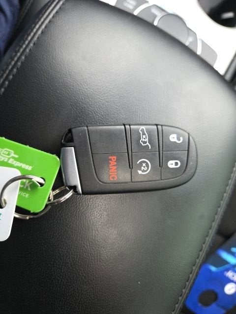 2020 Jeep Grand Cherokee Laredo