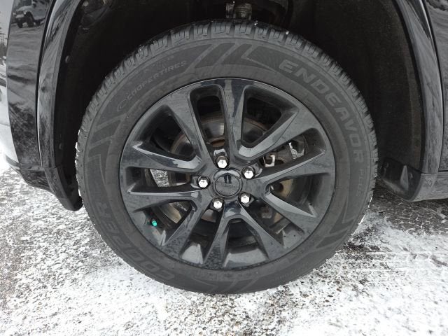 2020 Jeep Grand Cherokee Laredo