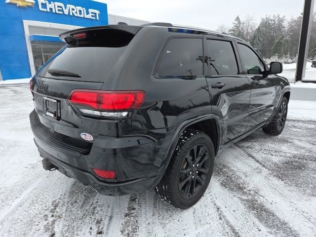 2020 Jeep Grand Cherokee Laredo
