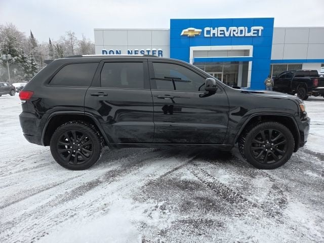 2020 Jeep Grand Cherokee Laredo