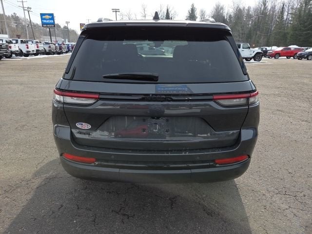 2022 Jeep Grand Cherokee Altitude 4x4