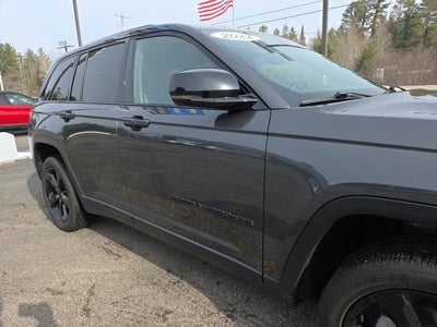 2022 Jeep Grand Cherokee Altitude 4x4