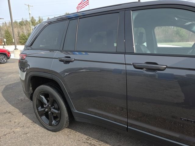 2022 Jeep Grand Cherokee Altitude 4x4