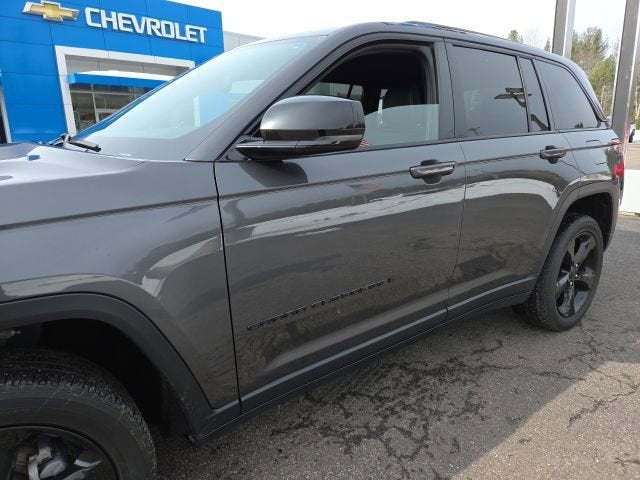 2022 Jeep Grand Cherokee Altitude 4x4