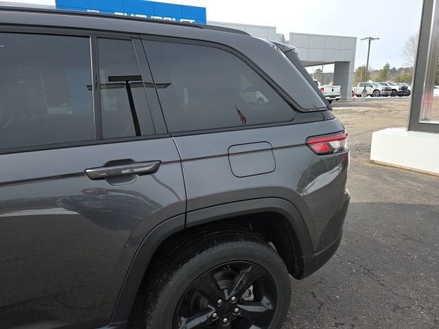 2022 Jeep Grand Cherokee Altitude 4x4