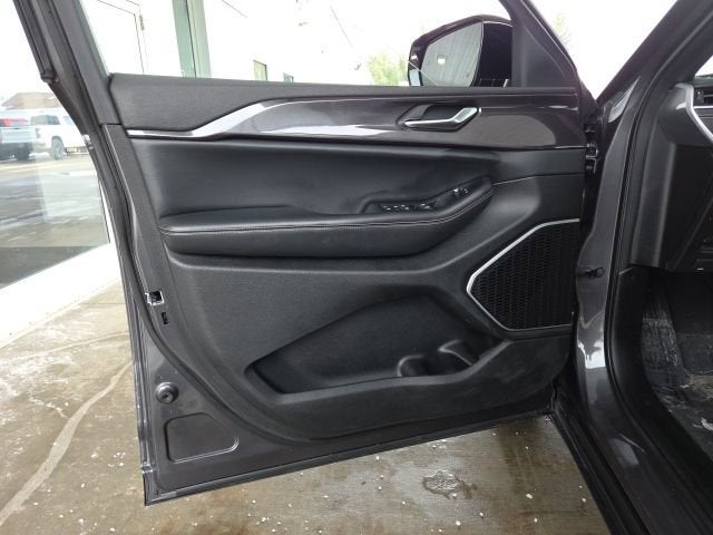 2022 Jeep Grand Cherokee Altitude 4x4