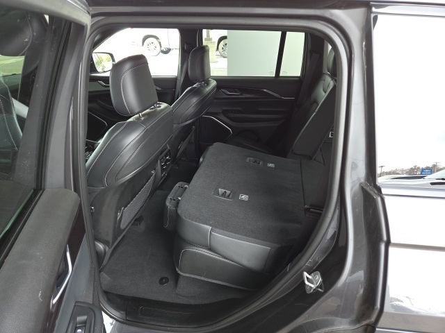 2022 Jeep Grand Cherokee Altitude 4x4