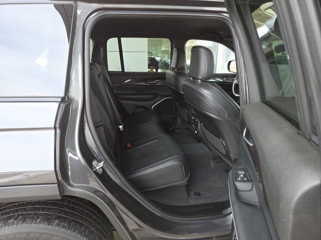 2022 Jeep Grand Cherokee Altitude 4x4