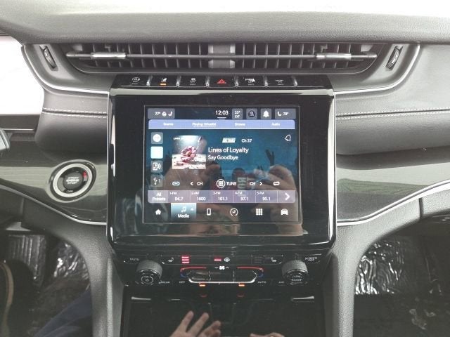 2022 Jeep Grand Cherokee Altitude 4x4