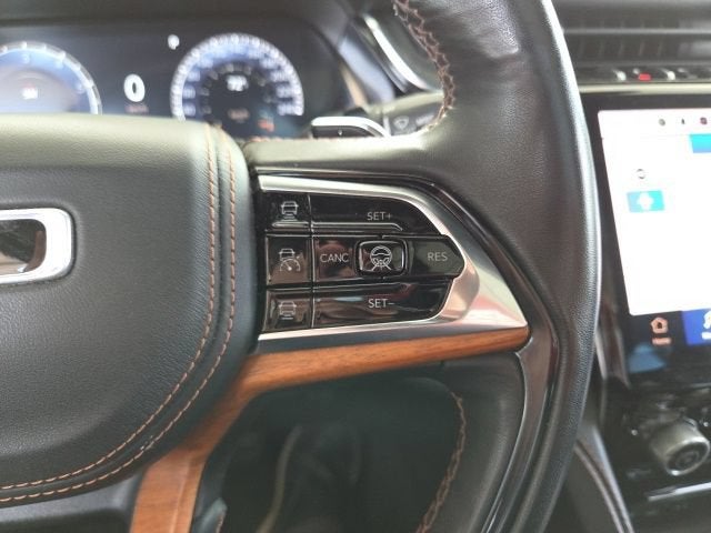 2022 Jeep Grand Cherokee Summit