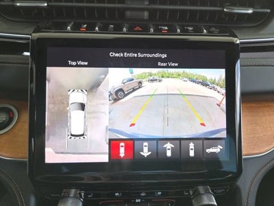 2022 Jeep Grand Cherokee Summit