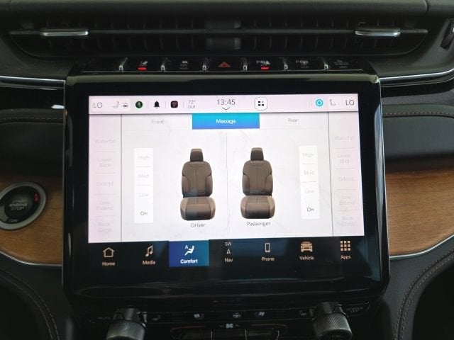 2022 Jeep Grand Cherokee Summit