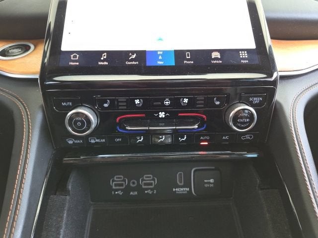 2022 Jeep Grand Cherokee Summit