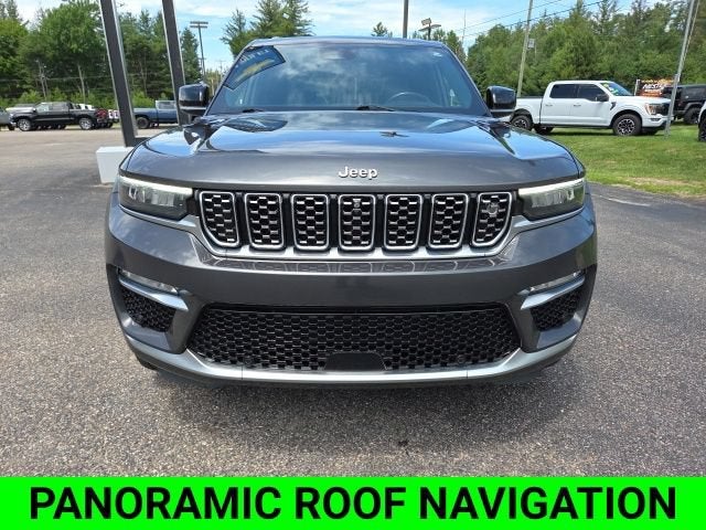 2022 Jeep Grand Cherokee Summit