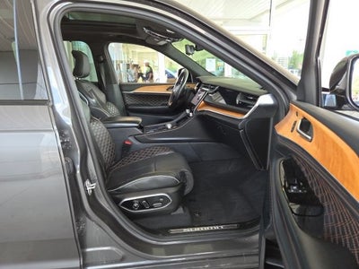 2022 Jeep Grand Cherokee Summit