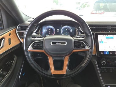 2022 Jeep Grand Cherokee Summit