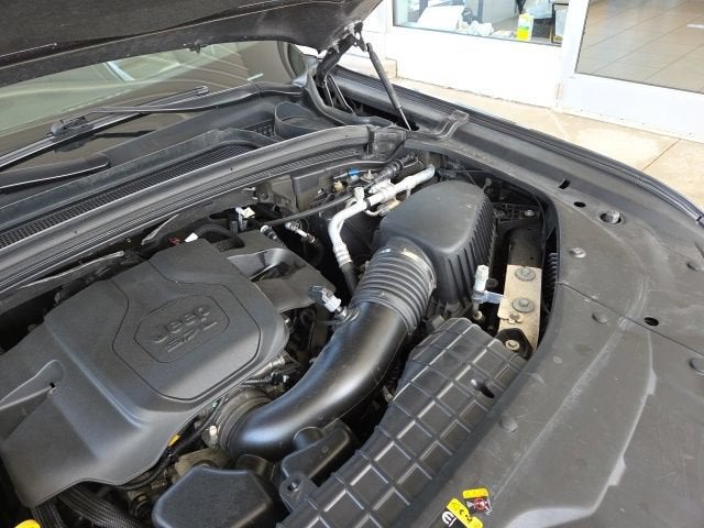 2022 Jeep Grand Cherokee Summit