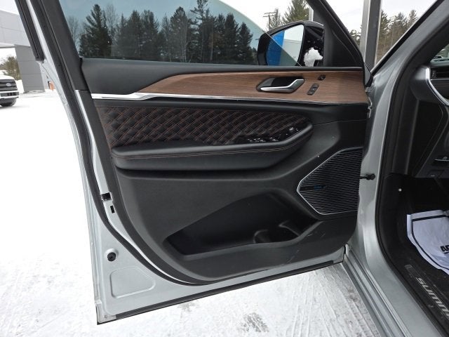 2021 Jeep Grand Cherokee L Summit