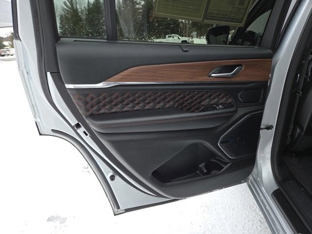 2021 Jeep Grand Cherokee L Summit