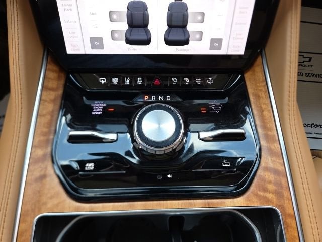 2022 Jeep Grand Wagoneer Series III