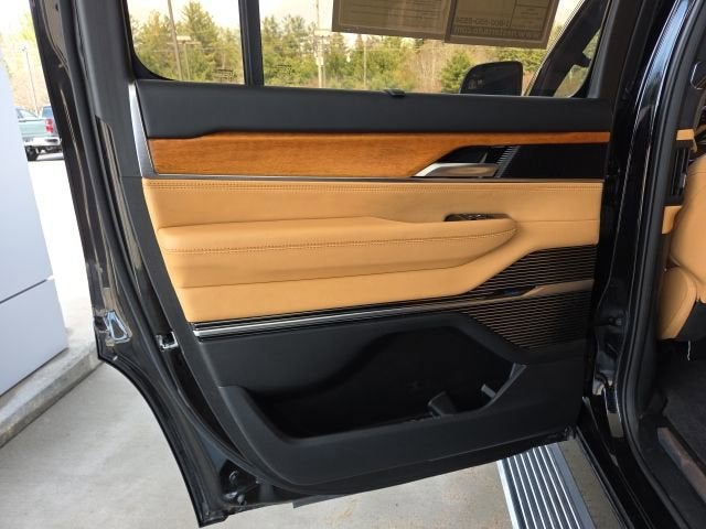 2022 Jeep Grand Wagoneer Series III