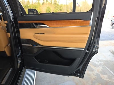 2022 Jeep Grand Wagoneer Series III