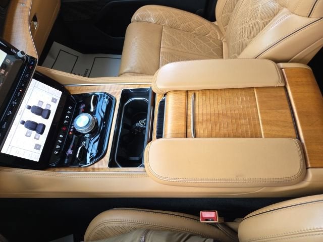 2022 Jeep Grand Wagoneer Series III