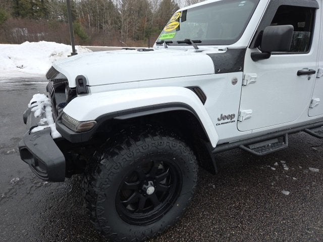 2022 Jeep Gladiator Overland