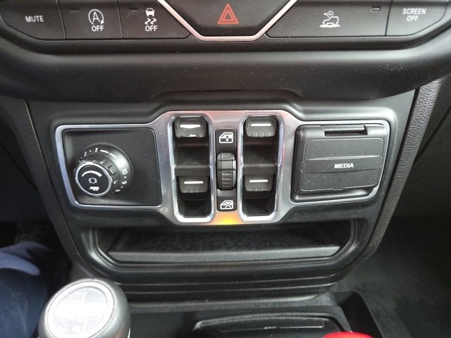 2022 Jeep Gladiator Overland