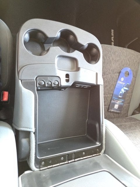 2018 RAM 1500 Big Horn Quad Cab 4x4 6'4" Box