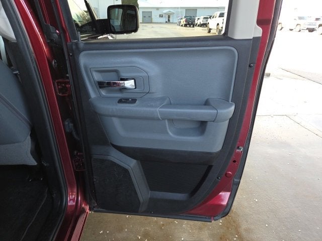 2018 RAM 1500 Big Horn Quad Cab 4x4 6'4" Box