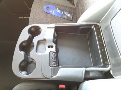 2018 RAM 1500 Big Horn Quad Cab 4x4 6'4" Box