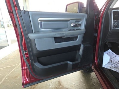 2018 RAM 1500 Big Horn Quad Cab 4x4 6'4" Box