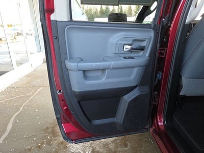 2018 RAM 1500 Big Horn Quad Cab 4x4 6'4" Box