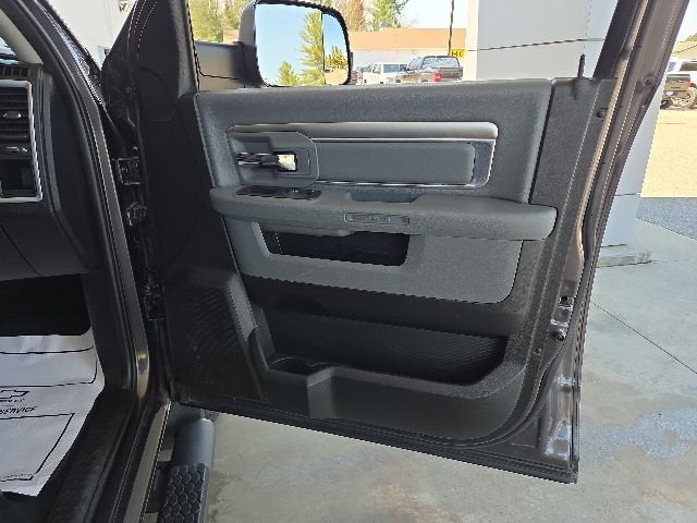 2020 RAM 1500 Classic SLT