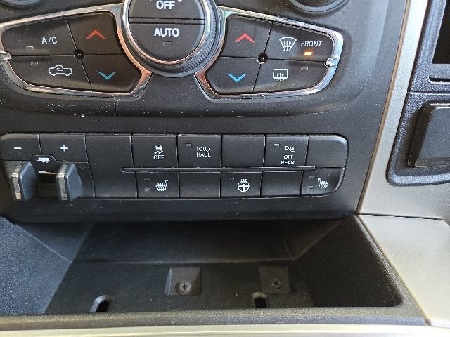 2020 RAM 1500 Classic SLT