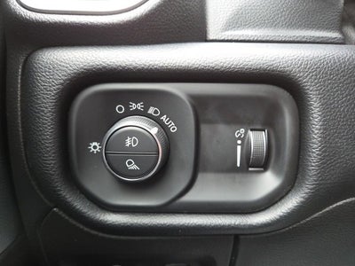 2021 RAM 1500 Big Horn Quad Cab 4x4 6'4" Box