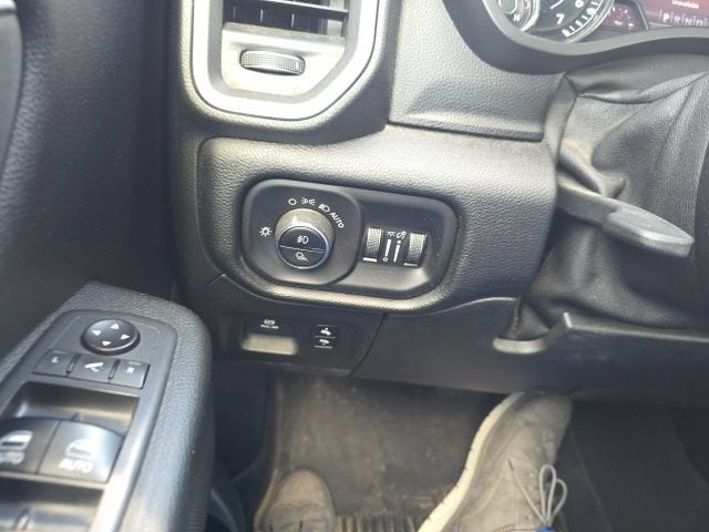 2019 RAM 1500 Big Horn/Lone Star Quad Cab 4x4 6'4" Box