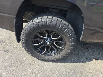 2019 RAM 1500 Big Horn/Lone Star Quad Cab 4x4 6'4" Box