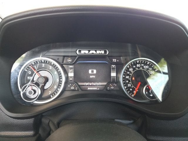 2022 RAM 1500 Big Horn Quad Cab 4x4 6'4" Box
